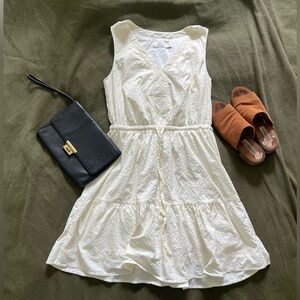 Vineyard Vines White Dress